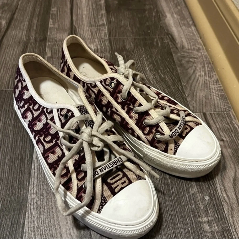 Slightly worn good condition 100% Authentic - Picture 4 of 4